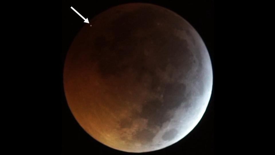 lunar eclipse meteorite impact