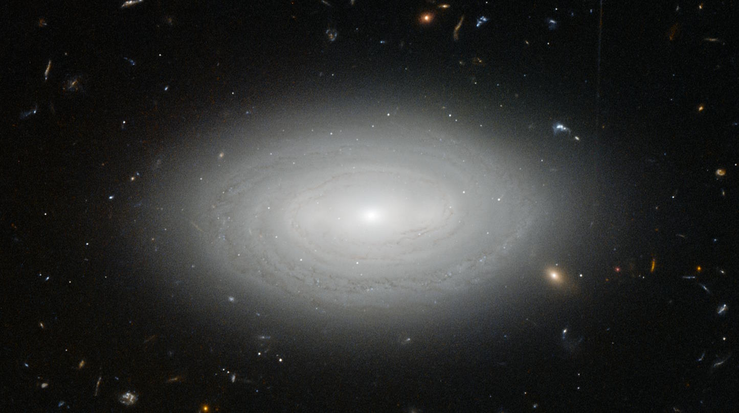 Loneliest galaxy MCG+01–02–015