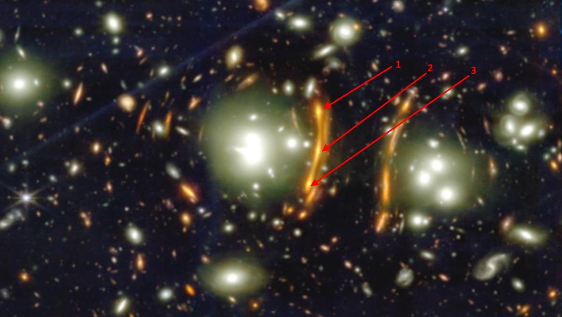 galaxy cluster PLCK G165.7+67.0 triply lensed supernova