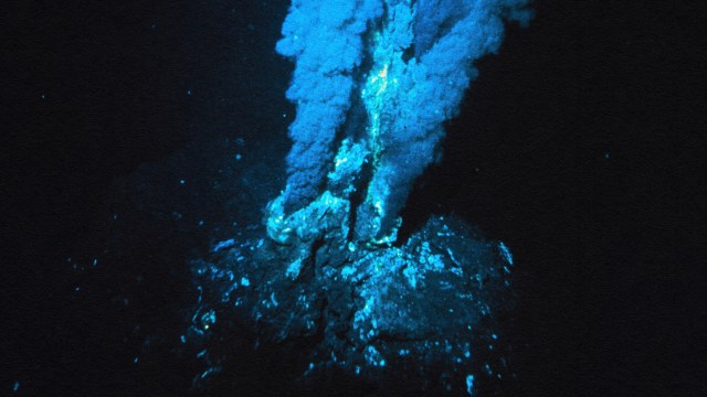 An image of blue glow in the dark, signifying life.